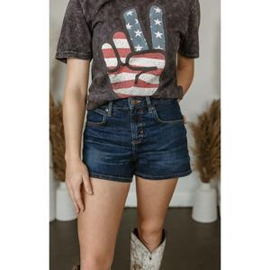 Wrangler Retro® Mae Short - Mid Rise